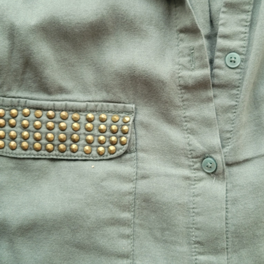 Green Button Up - Picture 8 of 8